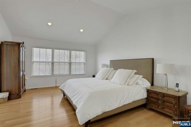 211 Warbler Drive, Wayne, NJ 07470