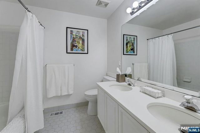 211 Warbler Drive, Wayne, NJ 07470