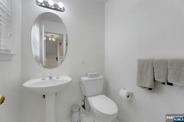 211 Warbler Drive, Wayne, NJ 07470