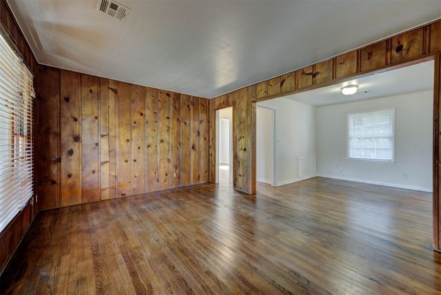 1400 Sheffield Road, Oklahoma City, OK 73120