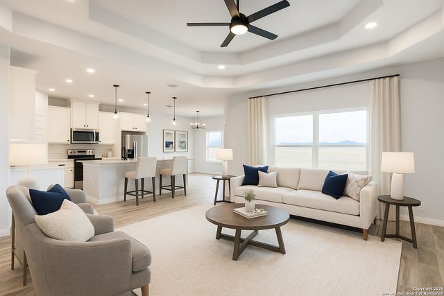 105 Merion Ln, La Vernia, TX 78121