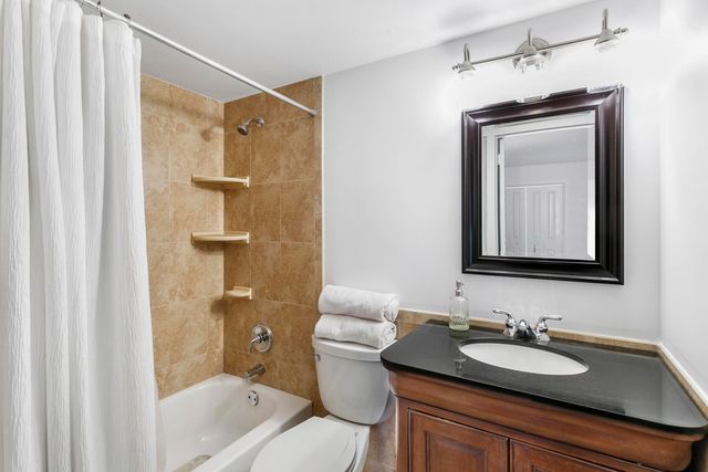 117 Lehane Terrace 101, North Palm Beach, FL 33408