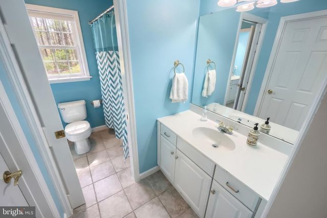 2246 SPANGLER CIR, York, PA 17406