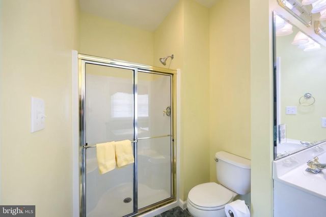2246 SPANGLER CIR, York, PA 17406