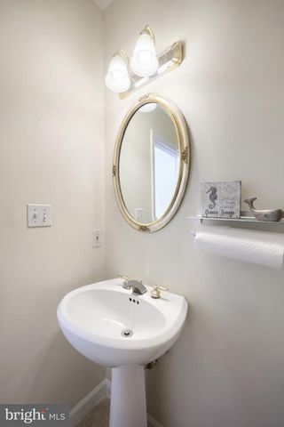 2246 SPANGLER CIR, York, PA 17406