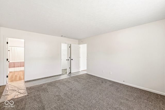 11904 Holz Drive, Indianapolis, IN 46229
