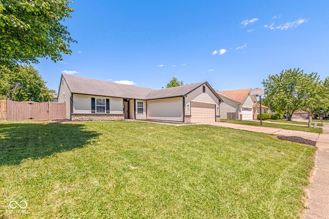 11904 Holz Drive, Indianapolis, IN 46229