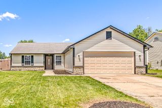 11904 Holz Drive, Indianapolis, IN 46229