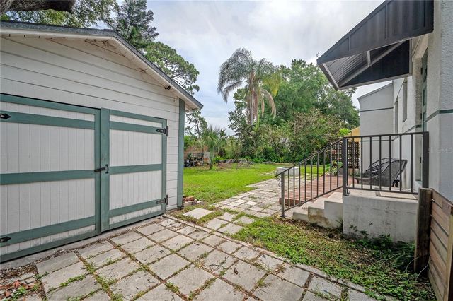 325 W RIO VISTA COURT, Tampa, FL 33604