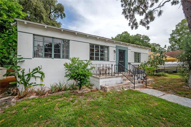 325 W RIO VISTA COURT, Tampa, FL 33604