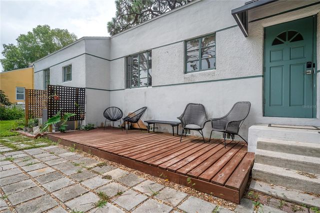 325 W RIO VISTA COURT, Tampa, FL 33604