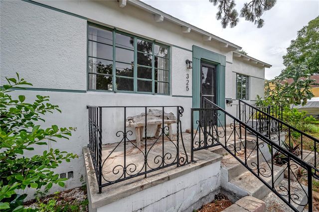 325 W RIO VISTA COURT, Tampa, FL 33604