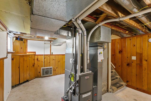 1032 E 33rd Ave, Spokane, WA 99203