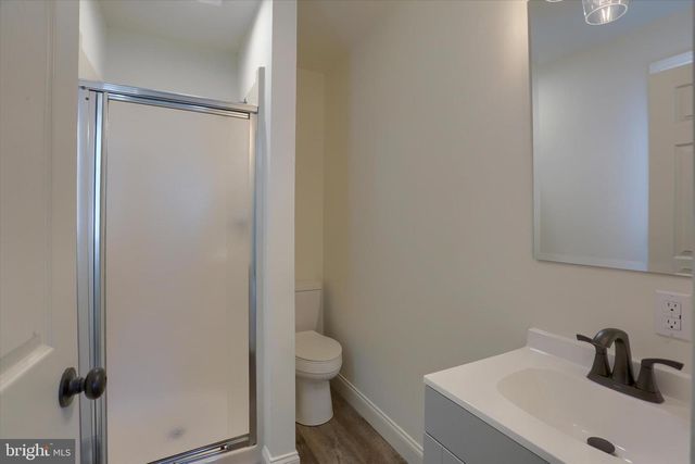 5708 OAK AVE, Harrisburg, PA 17112