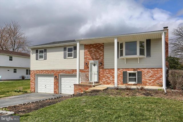 5708 OAK AVE, Harrisburg, PA 17112