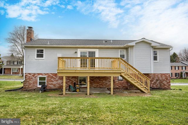 5708 OAK AVE, Harrisburg, PA 17112