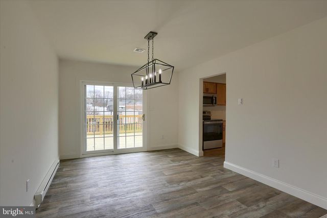 5708 OAK AVE, Harrisburg, PA 17112