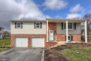 5708 OAK AVE, Harrisburg, PA 17112