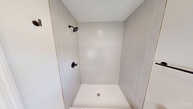 2691 Westbrook Drive, Cincinnati, OH 45211