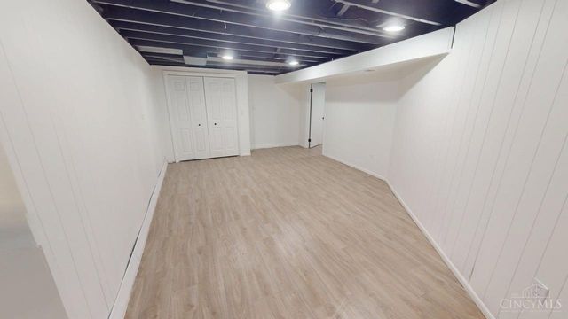 2691 Westbrook Drive, Cincinnati, OH 45211