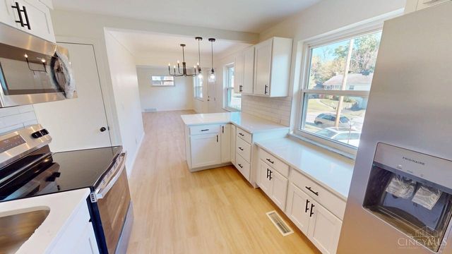 2691 Westbrook Drive, Cincinnati, OH 45211