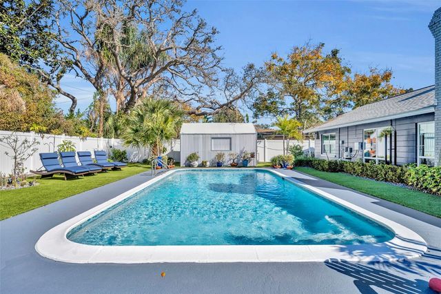 5233 LAKE HOWELL ROAD, Winter Park, FL 32792