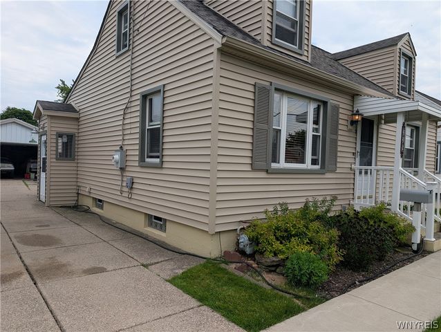 223 Crisfield Avenue, Cheektowaga, NY 14206