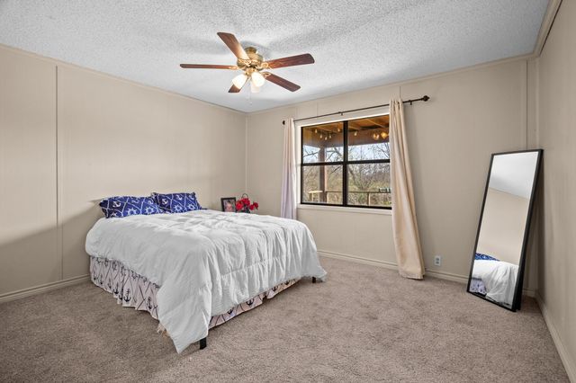 101 Taylor Street, Como, TX 75431