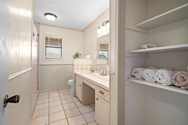 101 Taylor Street, Como, TX 75431