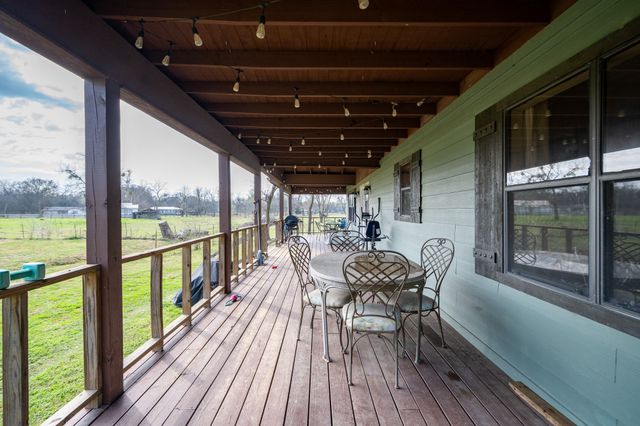 101 Taylor Street, Como, TX 75431