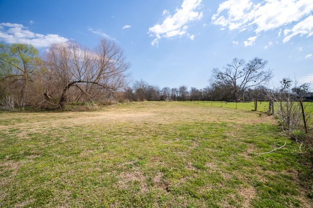 101 Taylor Street, Como, TX 75431