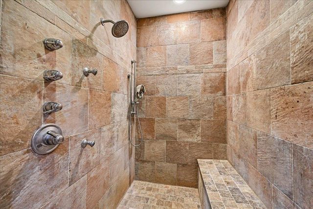 13216 Dogwood Ln, Grass Valley, CA 95945