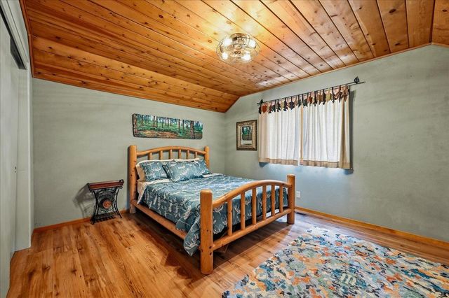 13216 Dogwood Ln, Grass Valley, CA 95945