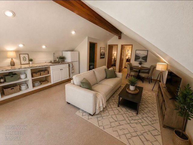13216 Dogwood Ln, Grass Valley, CA 95945