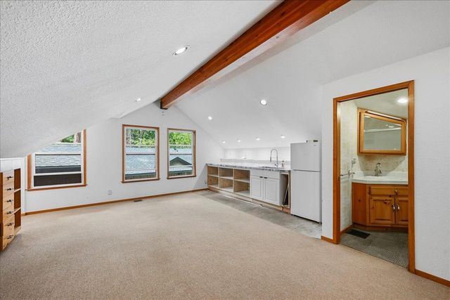 13216 Dogwood Ln, Grass Valley, CA 95945
