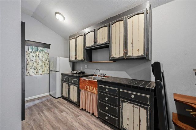 13216 Dogwood Ln, Grass Valley, CA 95945