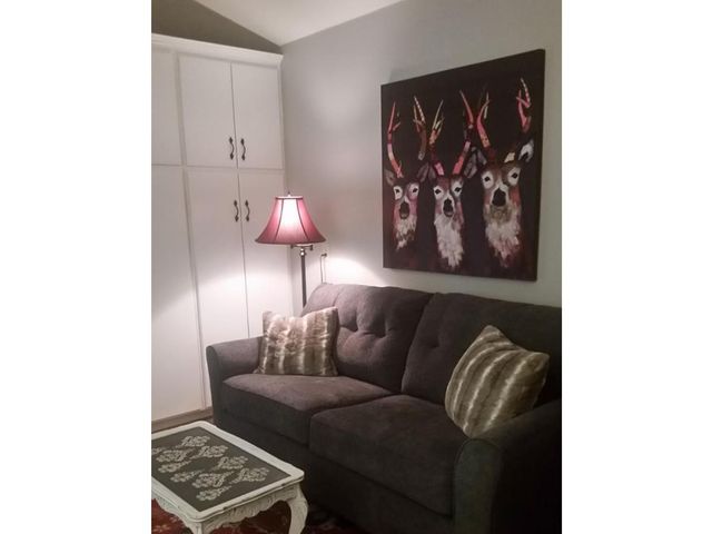 13216 Dogwood Ln, Grass Valley, CA 95945