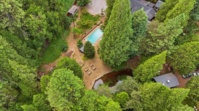 13216 Dogwood Ln, Grass Valley, CA 95945