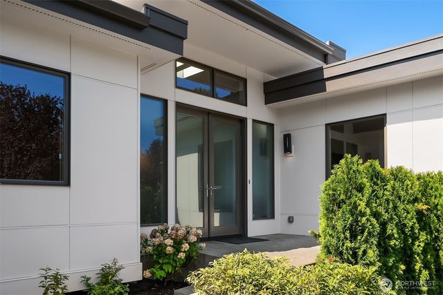 6515 106th Avenue NE, Kirkland, WA 98033