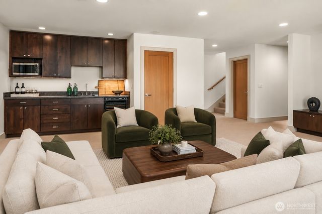 6515 106th Avenue NE, Kirkland, WA 98033