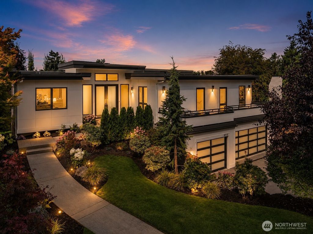 6515 106th Avenue NE, Kirkland, WA 98033