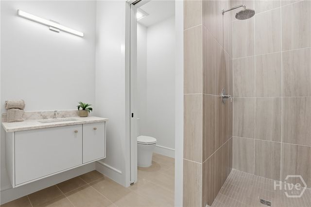 104 Pearl Street, Savannah, GA 31405