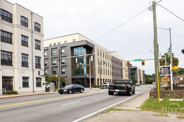 104 Pearl Street, Savannah, GA 31405