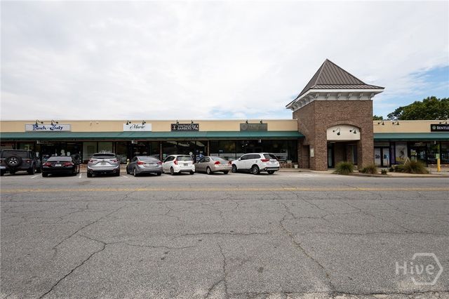 104 Pearl Street, Savannah, GA 31405