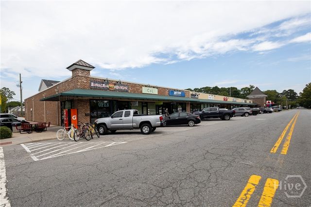 104 Pearl Street, Savannah, GA 31405