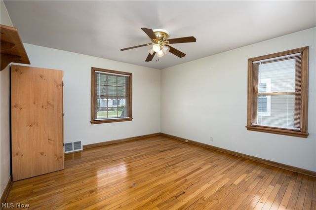 5276 W 48th Street, Parma, OH 44134