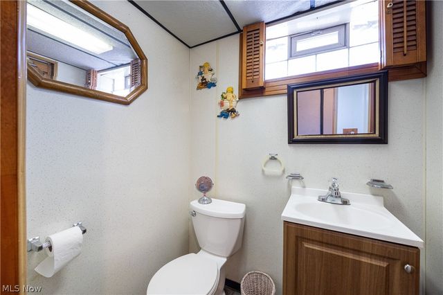 5276 W 48th Street, Parma, OH 44134