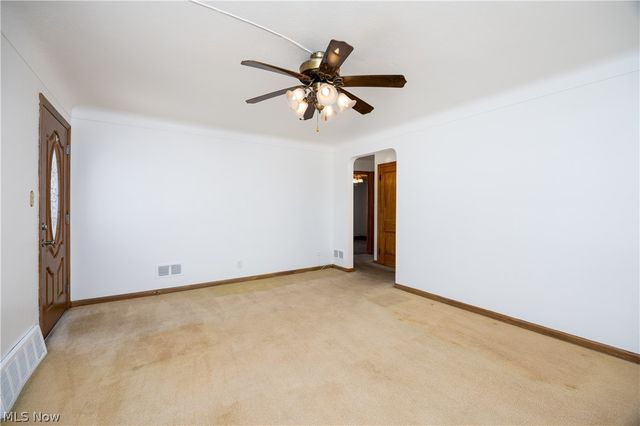 5276 W 48th Street, Parma, OH 44134