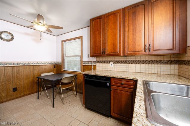 5276 W 48th Street, Parma, OH 44134
