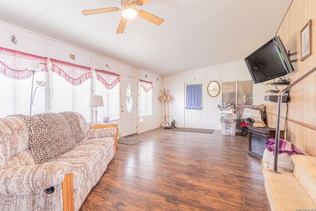 155 Vijil Loop, Cibolo, TX 78108